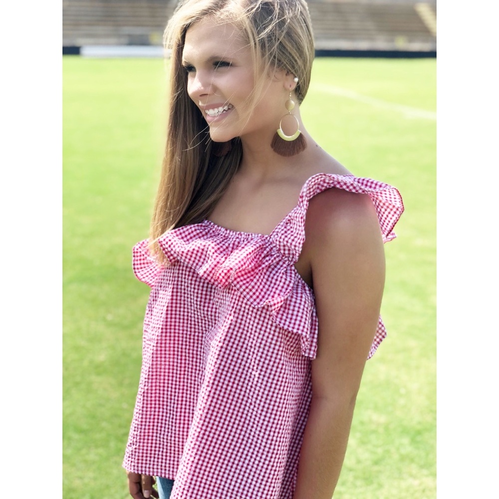 Gingham ruffle top in Red